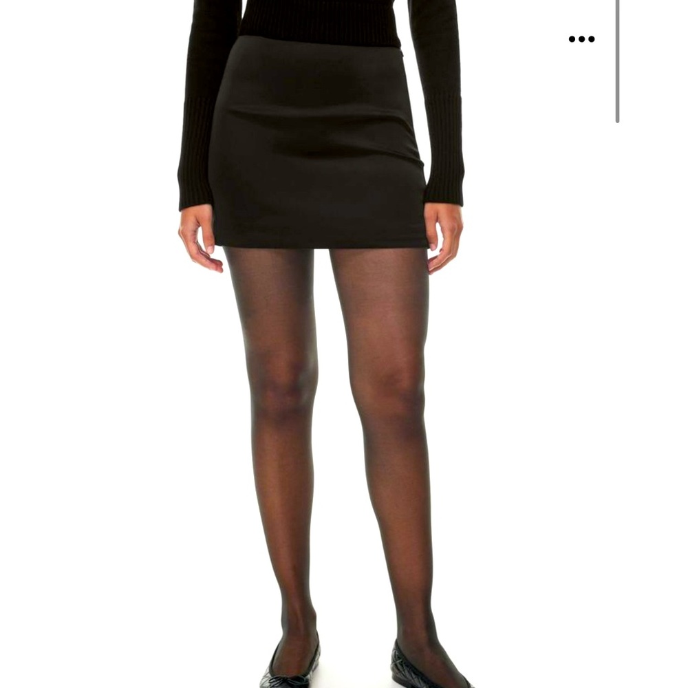 Aritzia Sunday Best ROCCO Satin Skirt